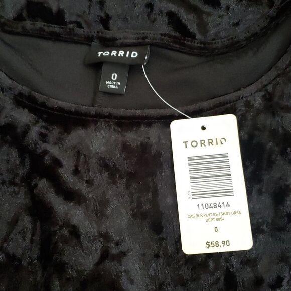TORRID Crushed Velvet T-Shirt Dress - Picture 6 of 9